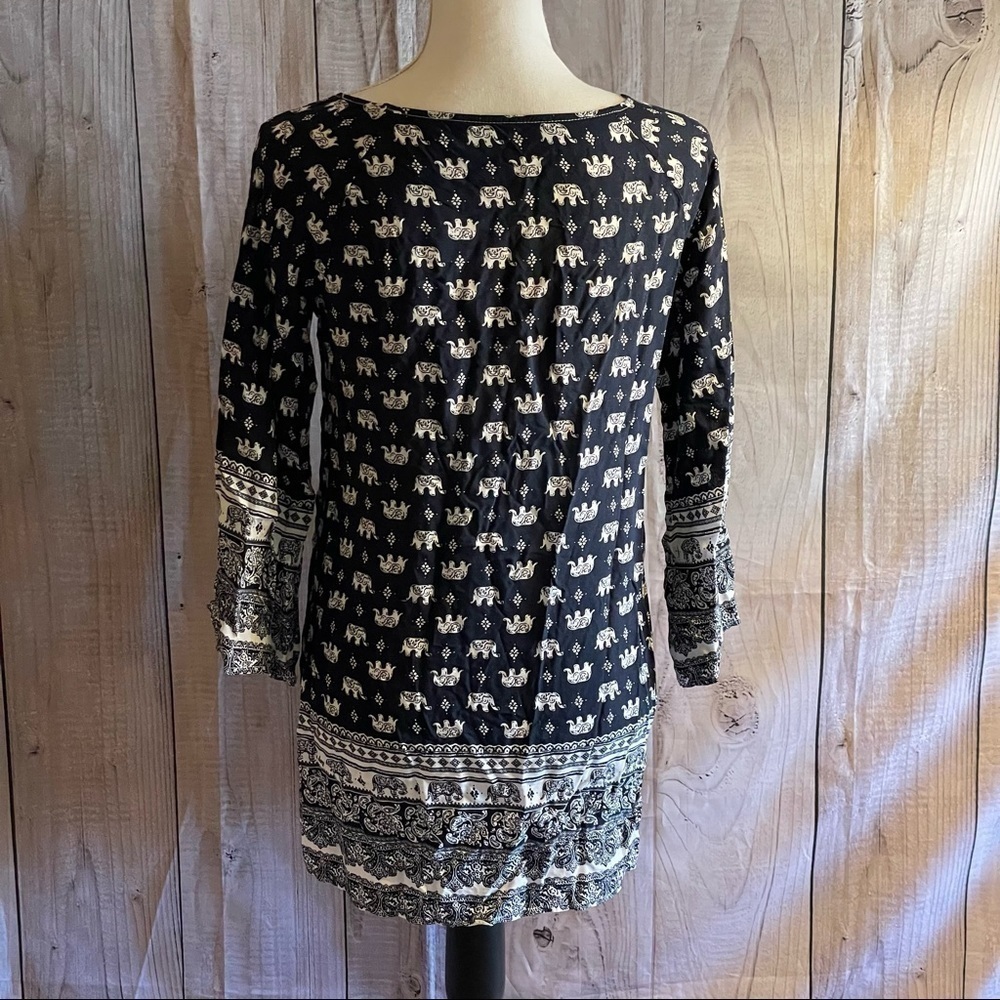 ✅HOST Pick✅ Unbranded Mini Dress, Small - Picture 3 of 7